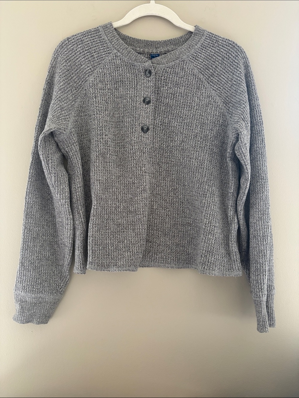 Old Navy Gray Waffle Knit Henley Shirt Small